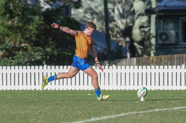 Ashgrove hooker Josh Heinrich kicks for goal. Picture by Stephen Archer.
