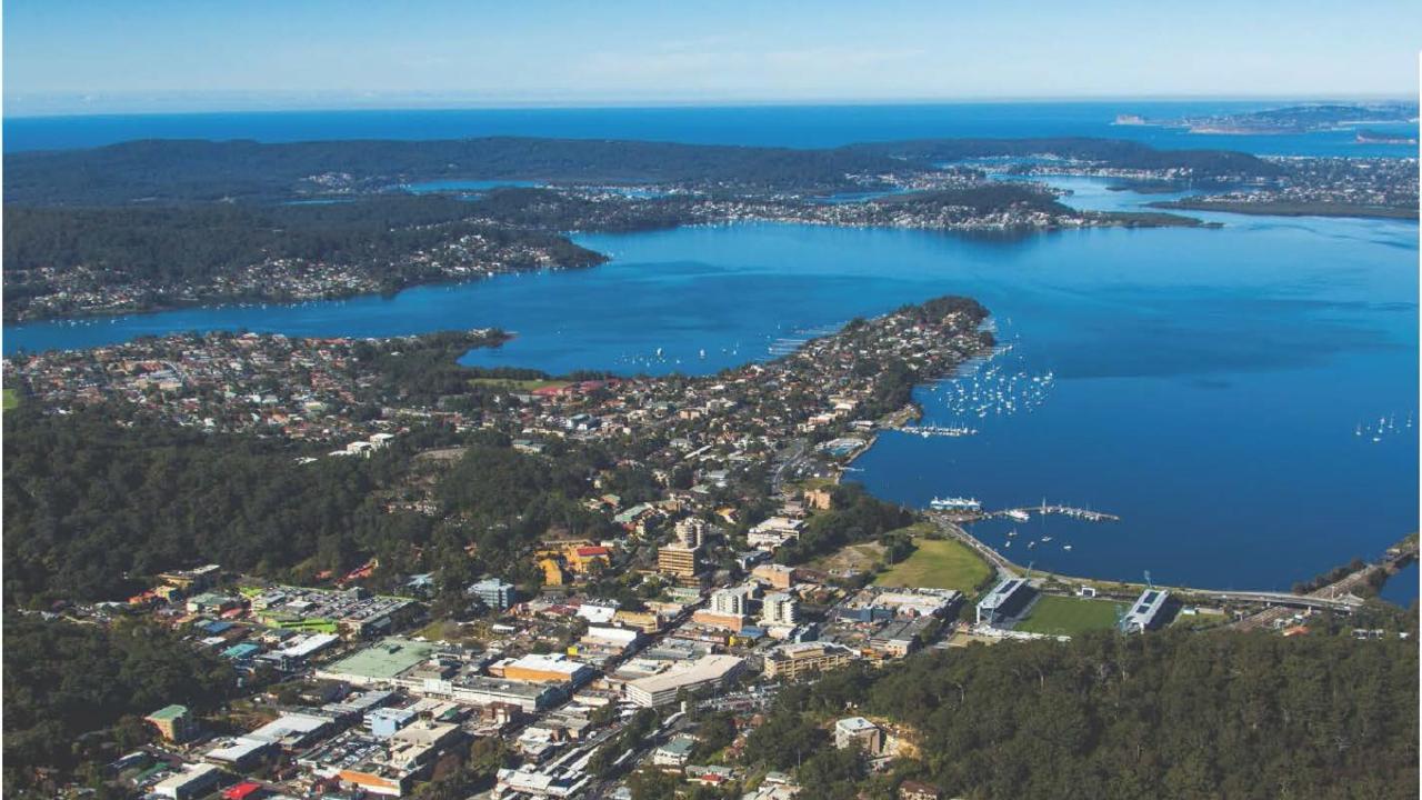Somersby to Erina Corridor: Aerial view of Gosford and Point Frederick and the Central Coast Hwy.
