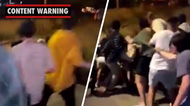 Schoolies brawl on Cowes foreshore in Phillip Island