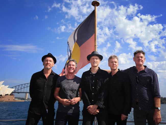 Midnight Oil referred to scalpers as ‘low-lifes’ when announcing their world tour last week.