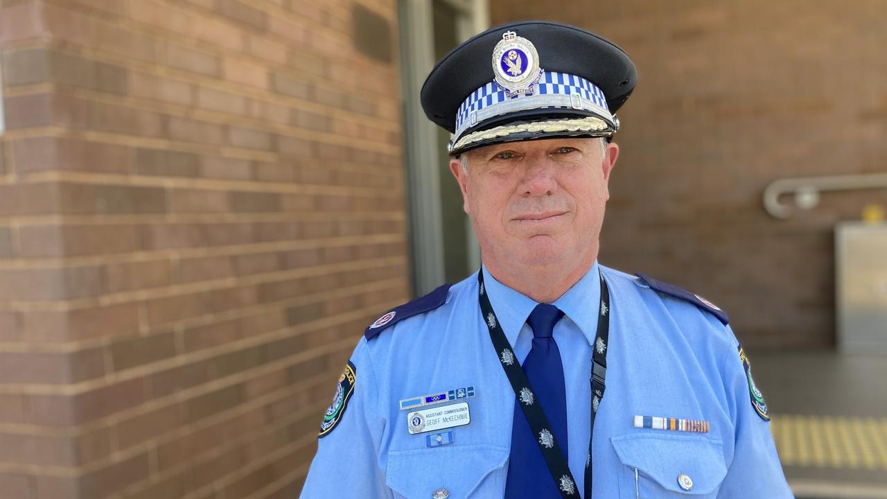 Narromine crash: Man critical, strike force investigating | Daily Telegraph