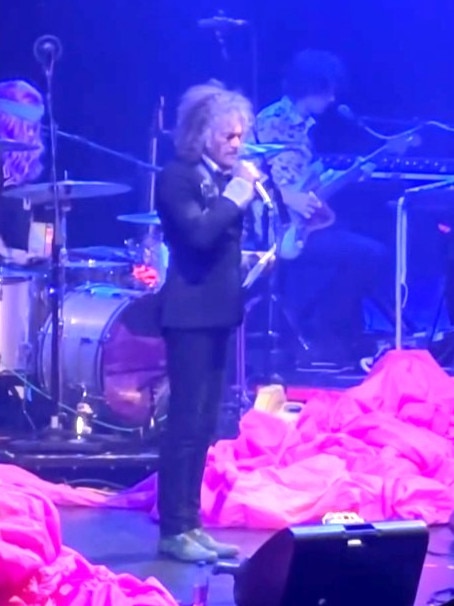 Frontman Wayne Coyne made the emotional announcement on stage.