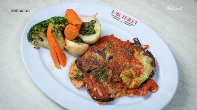 How to make a traditional chicken parmigiana