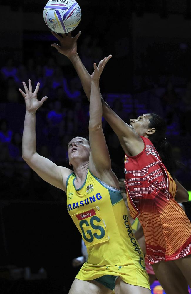 Australia's Caitlin Thwaites, left, and Sri Lanka's Chathurangi Jayasooriya