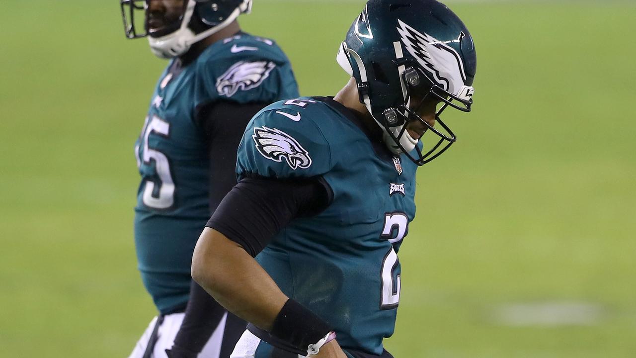 Eagles Players 'Had to Be Held Back' from Doug Pederson After He Pulled  Jalen Hurts