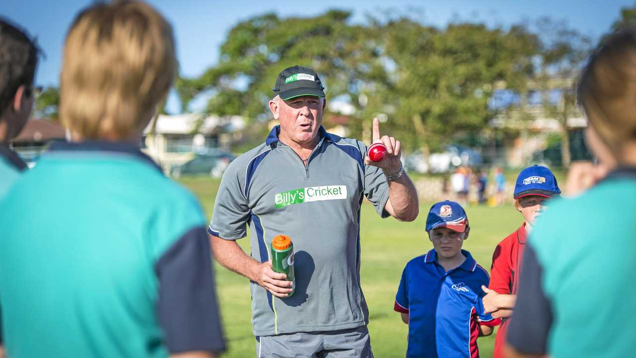 Former Ipswich cricketer Craig McDermott shares his bowling knowledge with the next generation of young players. Picture: Luka Kauzlaric