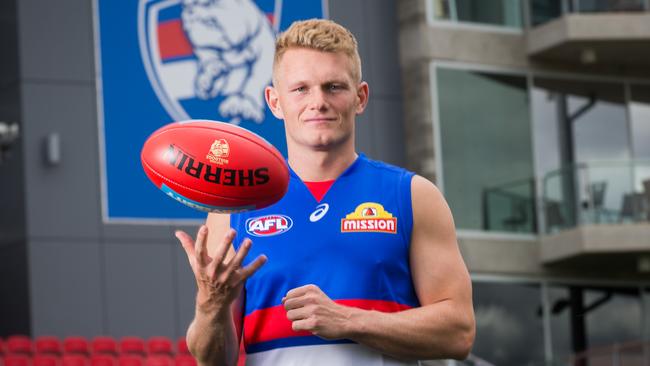 The Bulldogs will pay $600,000 a season of Adam Treloar’s five-year contract, with the Magpies to foot the remaining $300,000 a year. Picture: NCA NewsWire