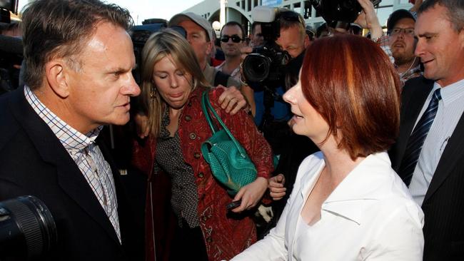 ‘Reporter’ Mark Latham confronts Julia Gillard during the 2010 election.