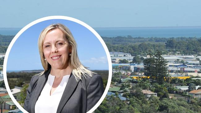 Fraser Coast councillor Jade Wellings has moved a motion calling on mobile providers to urgently improve coverage across the region after regularly receiving complaints about the lack of mobile connection in her district.