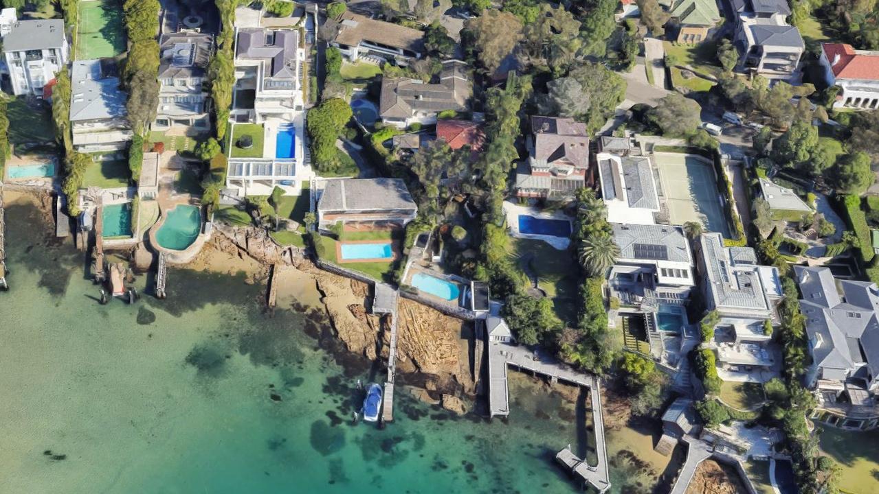 Coolong Road Vaucluse: Who lives in the wealthy neighbourhood | The