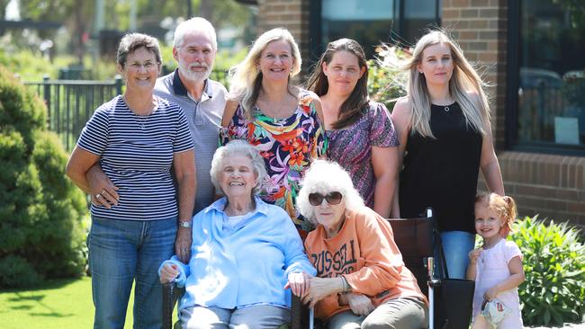 (L-R back) Leonie Snape, Adrian Snape, Barbara Maclean, Karen Brownlie, Shayna Adams, and Maddisin Adams. (L-R front) Mary Snape and Robyn Snape. Picture: AAP Image/Angelo Velardo.