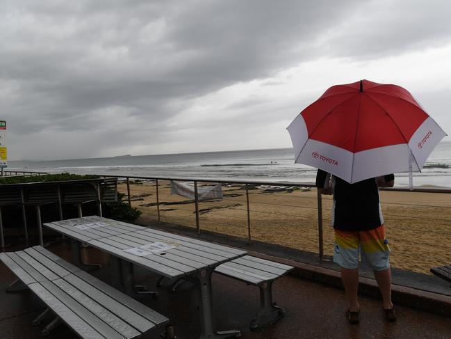 The Sunshine Coast has woken up to persistent showers this morning.