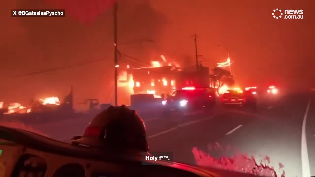 Beachfront Malibu homes wiped out