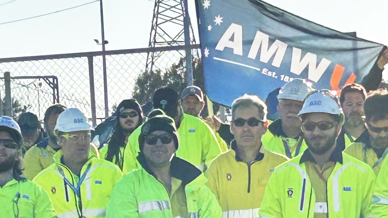 Shipyard showdown: Workers’ walk over ‘poor cousin’ pay claim