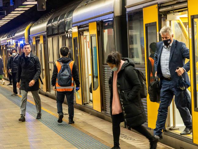 SYDNEY, AUSTRALIA - NEWSWIRE PHOTOS - July 07 2022.  Commuters in Sydney train stations as strike action continues.,  Picture: NCA NewsWire/ Seb Haggett