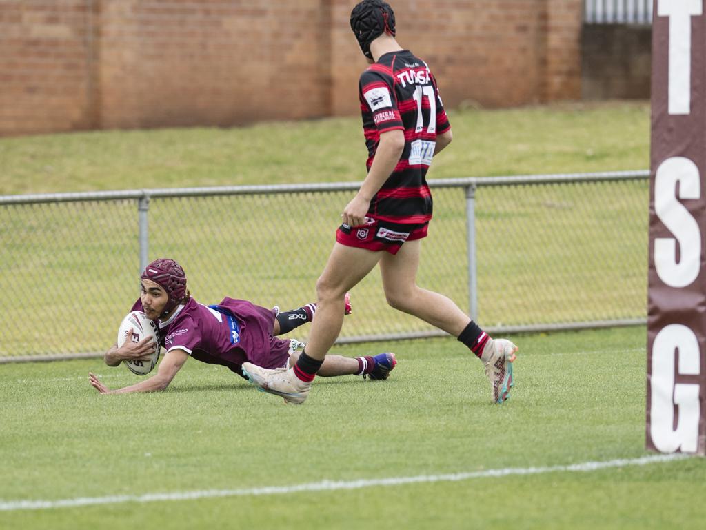 Darnell Murray scores a try for Dalby. Picture: Kevin Farmer.