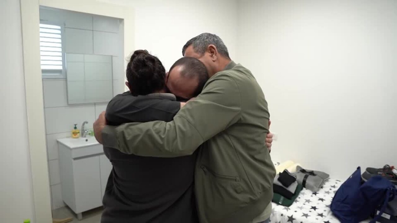 Yarden Bibas reunites with sister, father after release by Hamas