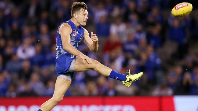 North Melbourne’S Shaun Higgins gets clear. Picture: Michael Klein