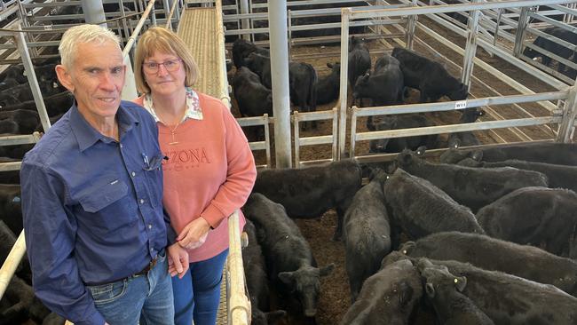Peter and Helen Kirkbride from Badaginnie sold 23 Angus heifers, 333kg, for $1130 or 340c/kg at the Wodonga cattle sale.