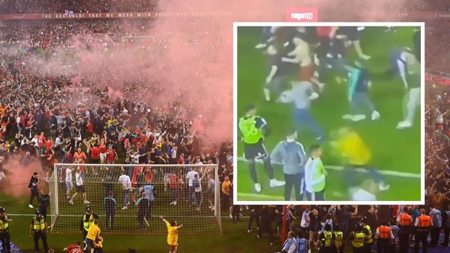 Fans stormed the field. Photo: Michael Regan, Getty, Sky Sports.