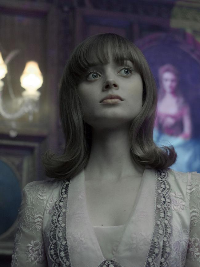 Bella Heathcote as Victoria Winters in Dark Shadows.