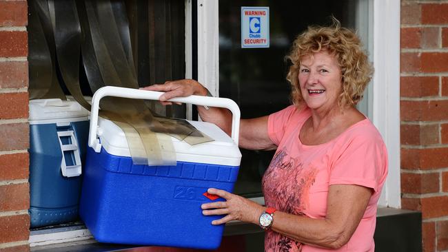 Chilly-bin or silly-bin? Esk(y) the Kiwis.