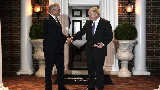 Scott Morrison meets Boris Johnson before a working dinner in Washington. Picture: Adam Taylor VIA PMO