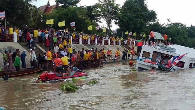 Boat was carrying more than 100 passengers at the time of the accident. Picture: K5Rescue/Twitter.