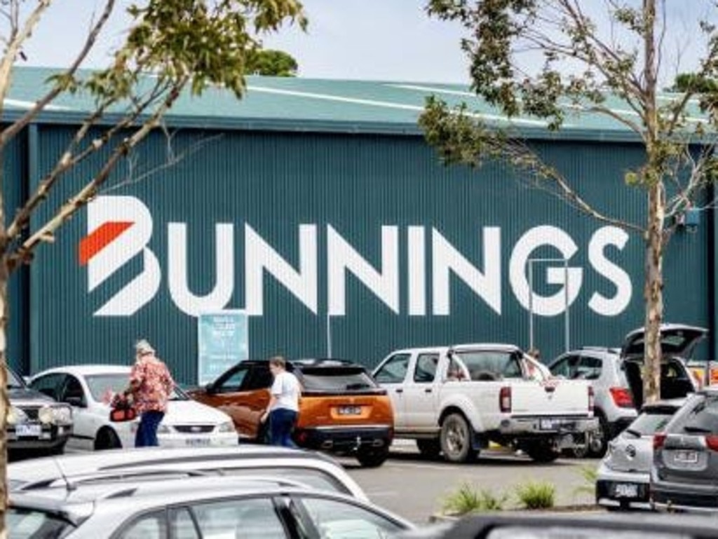 $8 Bunnings Bucket With Over The Top Reviews | News.com.au — Australia ...