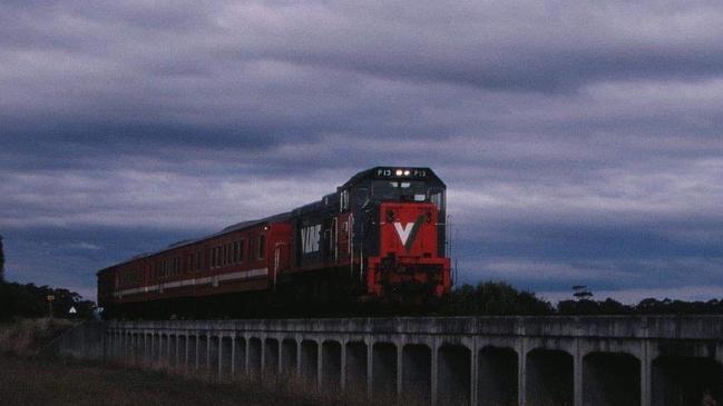 A Bass Coast man has launched a petition to reinstate rail services to Koo Wee Rup, 29 years after it was discontinued.