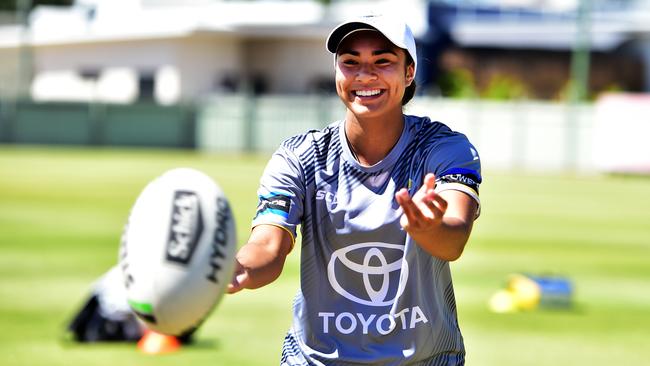 Mackay Brothers player Jasmine Peters has been named to play for the North Queensland Gold Stars in tomorrow’s trial against the Central Queensland Capras in Rockhampton. Picture: Alix Sweeney