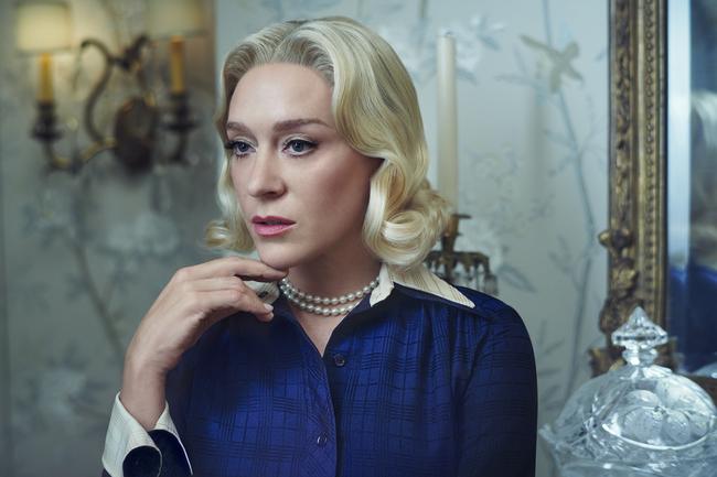 FEUD: Capote Vs. The Swans -- Pictured: Chloe Sevigny as C.Z. Guest. CR: Pari Dukovic/FX