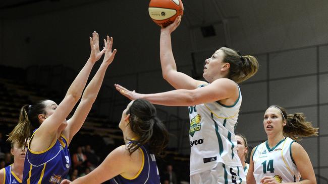Melbourne Cup Eve: Women’s National Basketball League rivals Mebourne ...
