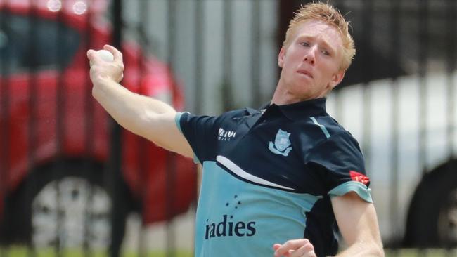 Tom Pinson of Sutherland bowls during a match between Randwick-Petersham and Sutherland at Coogee Oval on December 18, 2021. (Photo by Jeremy Ng/Newscorp Australia)