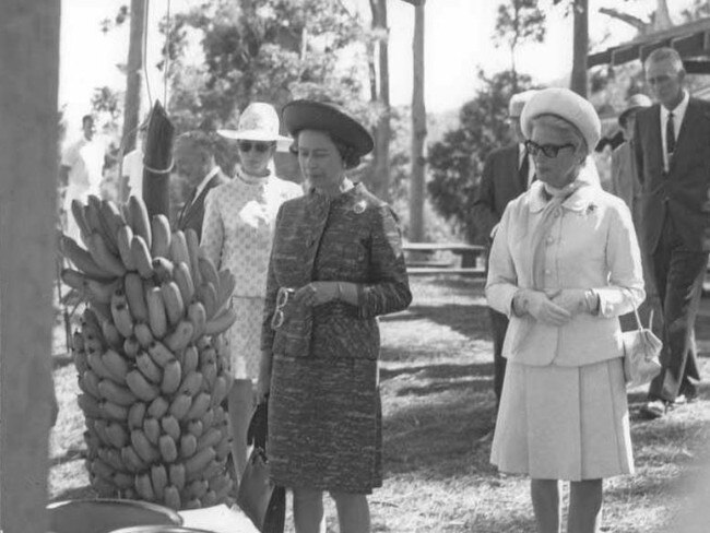 The Queen looking at a bunch of bananas with Princess Ann in Coffs Harbour on April 11, 1970.