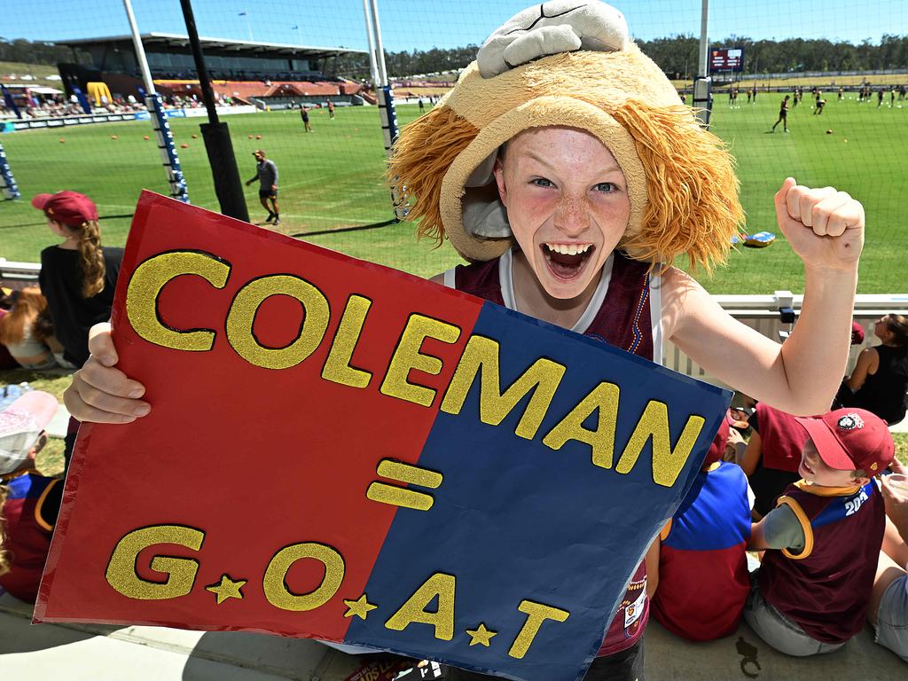 Brisbane superfan shows his love for both Lions and Broncos