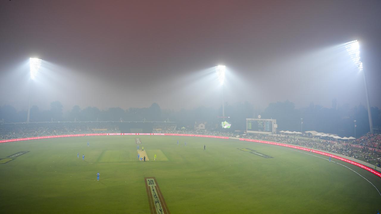 Smoke haze is seen covering the field of play. Photo: Lukas Coch