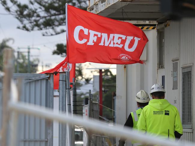 Government ‘pressures’ builders to deal-in CFMEU mates