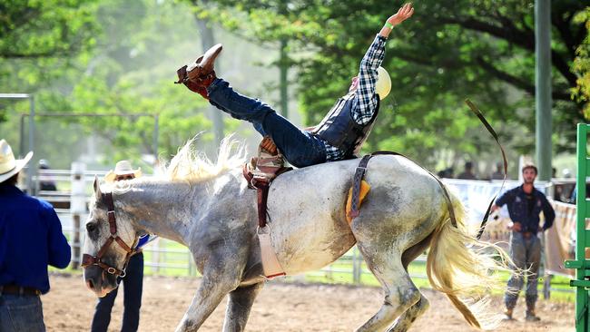 New Year’s Eve Rodeo at Bartlett Park, Kelso. in 2018. Novice Bareback – Ryan Livingstone