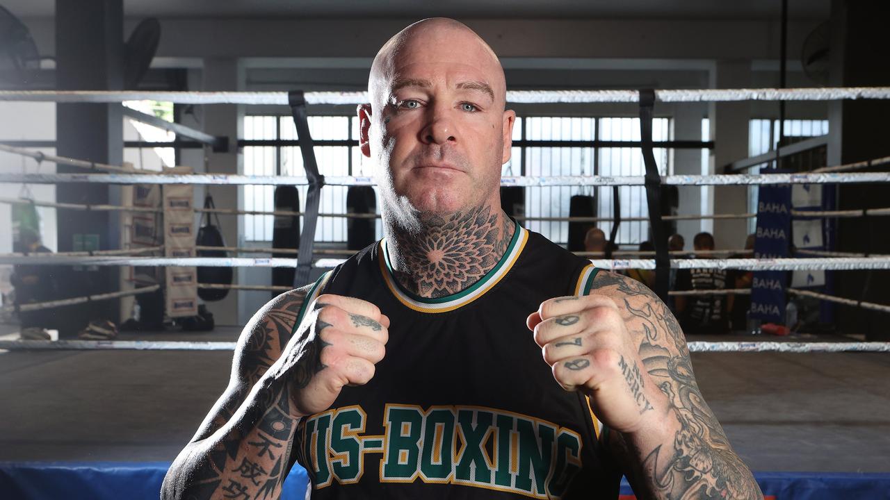 Lucas Browne has been sparring with Justis Huni before this fight.