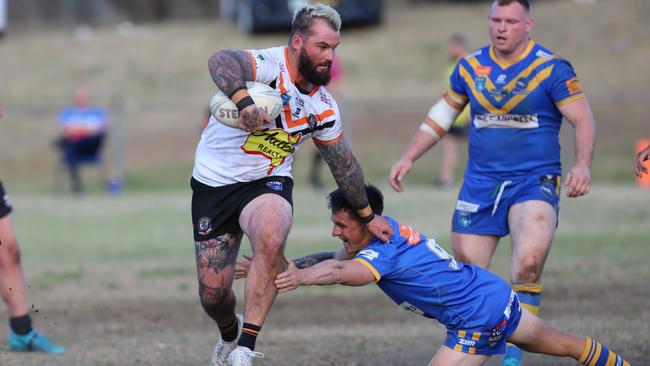 Hayden Bunce on the march for The Oaks Tigers. Picture: Steve Montgomery