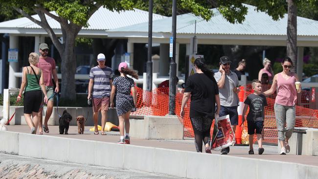 People on Wynnum Esplanade. Picture: Annette Dew