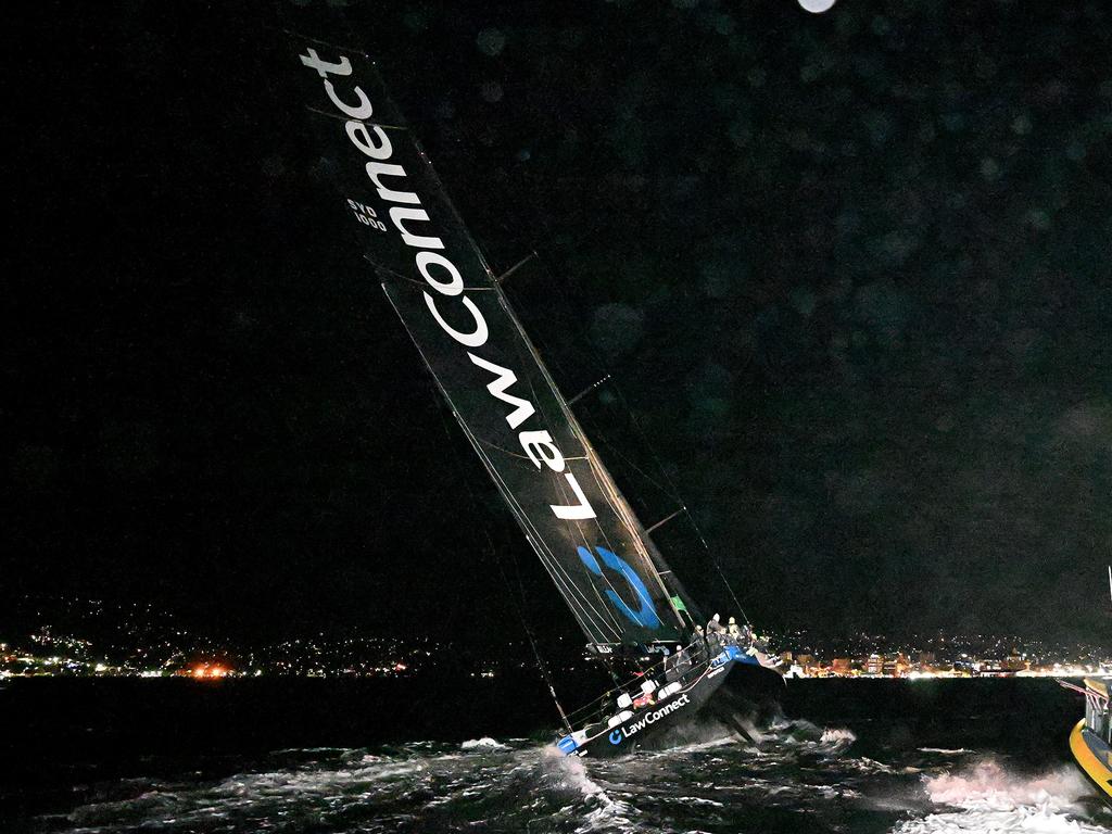 HOBART, AUSTRALIA - DECEMBER 28: Law Connect crosses the line to win the 2024 Sydney to Hobart, on December 28, 2024 in Hobart, Australia. (Photo by Steve Bell/Getty Images)