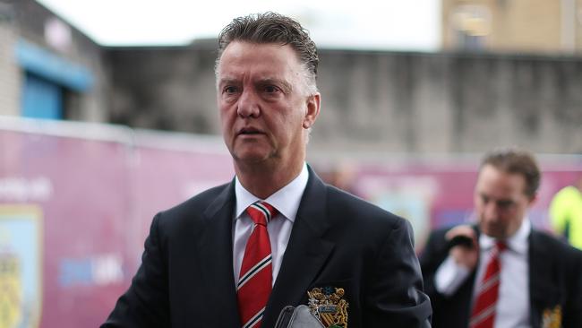 Manchester United's Dutch manager Louis van Gaal arrives for the English Premier League football match between Burnley and Manchester United at Turf Moor in Burnley, north west England on August 30, 2014. AFP PHOTO / IAN MACNICOL RESTRICTED TO EDITORIAL USE. No use with unauthorized audio, video, data, fixture lists, club/league logos or “live” services. Online in-match use limited to 45 images, no video emulation. No use in betting, games or single club/league/player publications