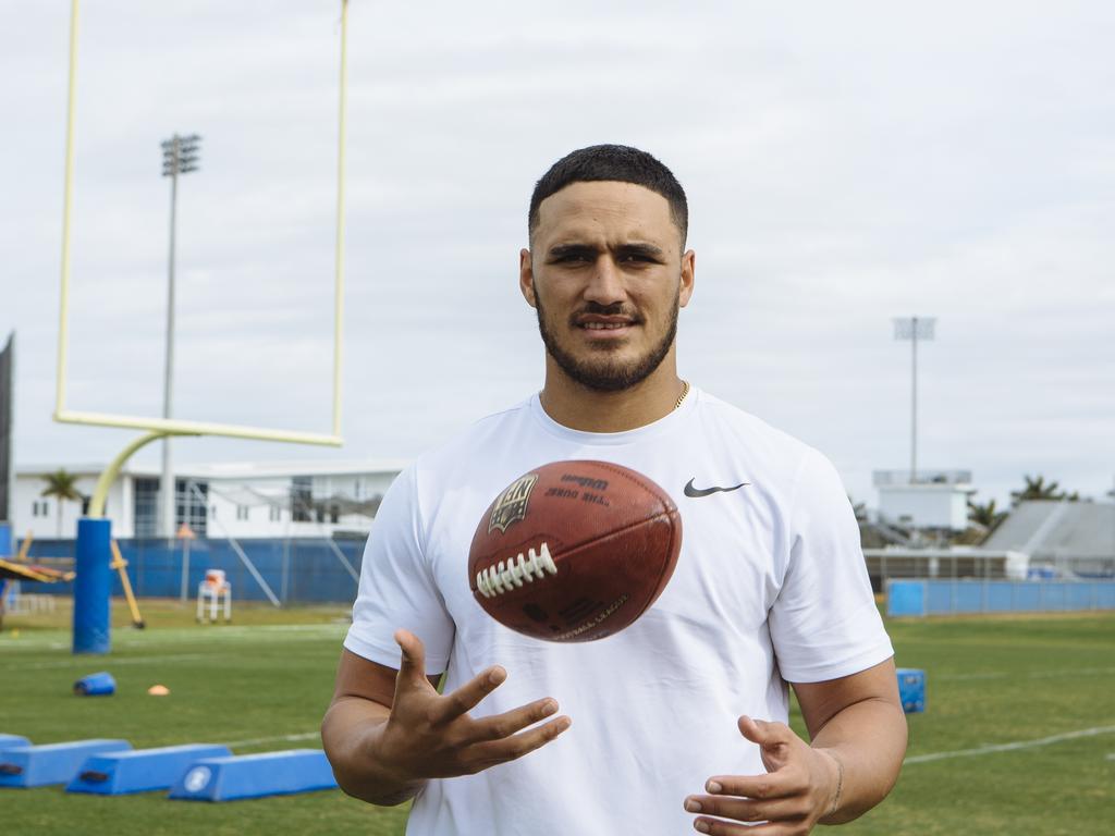 Valentine Holmes signs deal with NFL's New York Jets