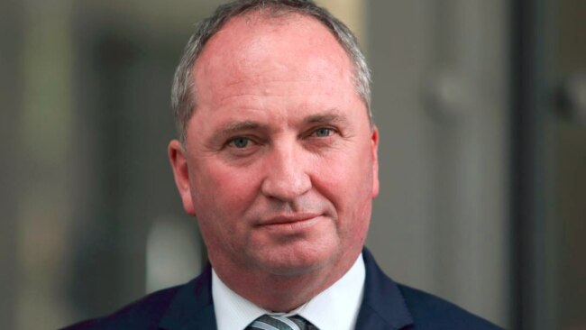 DEPUTY PM BARNABY JOYCE CLAIMS POLITICAL PRIVACY PRIVILEGE | Daily ...