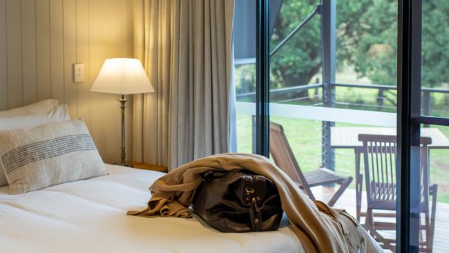 New luxury retreat Hazelwood Estate opens at Beechmont in the Gold Coast Hinterland on September 1 - King Farm Cabin