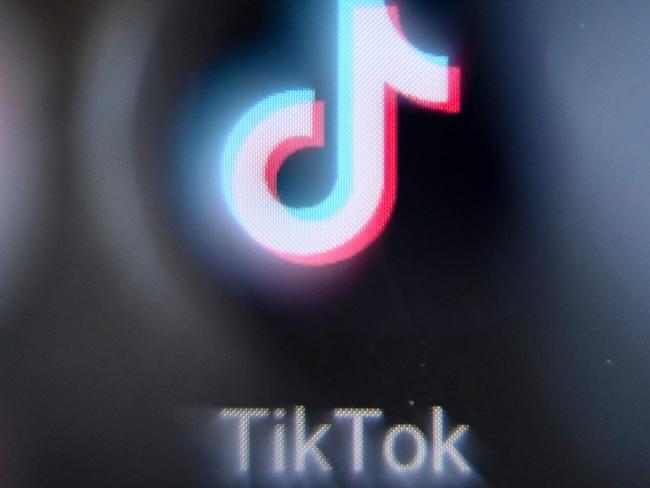 Fresh data fears over TikTok, WeChat