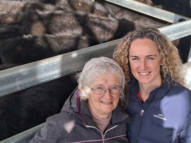 Maureen Fish and daughter Kirsten, Weatherby Downs at Mt Wallace, sold a run of 92 young steers to a top of $1180 for 35 calves at 305kg (386c/kg) at the Ballarat store sale.