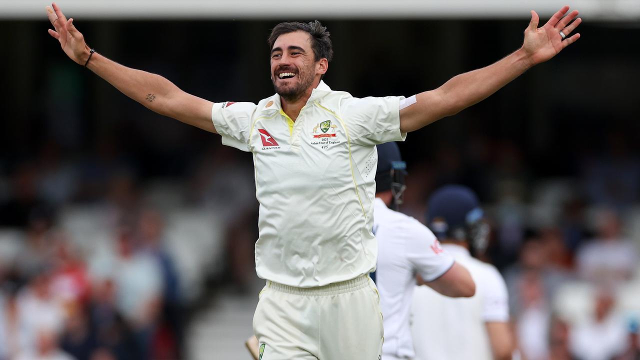 Mitchell Starc of Australia. Photo by Ryan Pierse/Getty Images